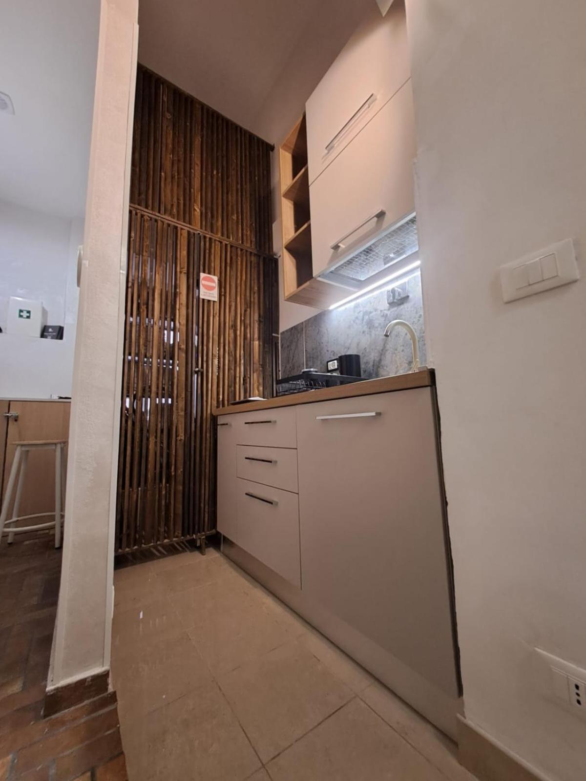 רומא Emperooms Guest House מראה חיצוני תמונה